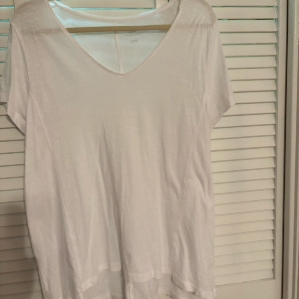 J. Jill White V-Neck Tunic sz L